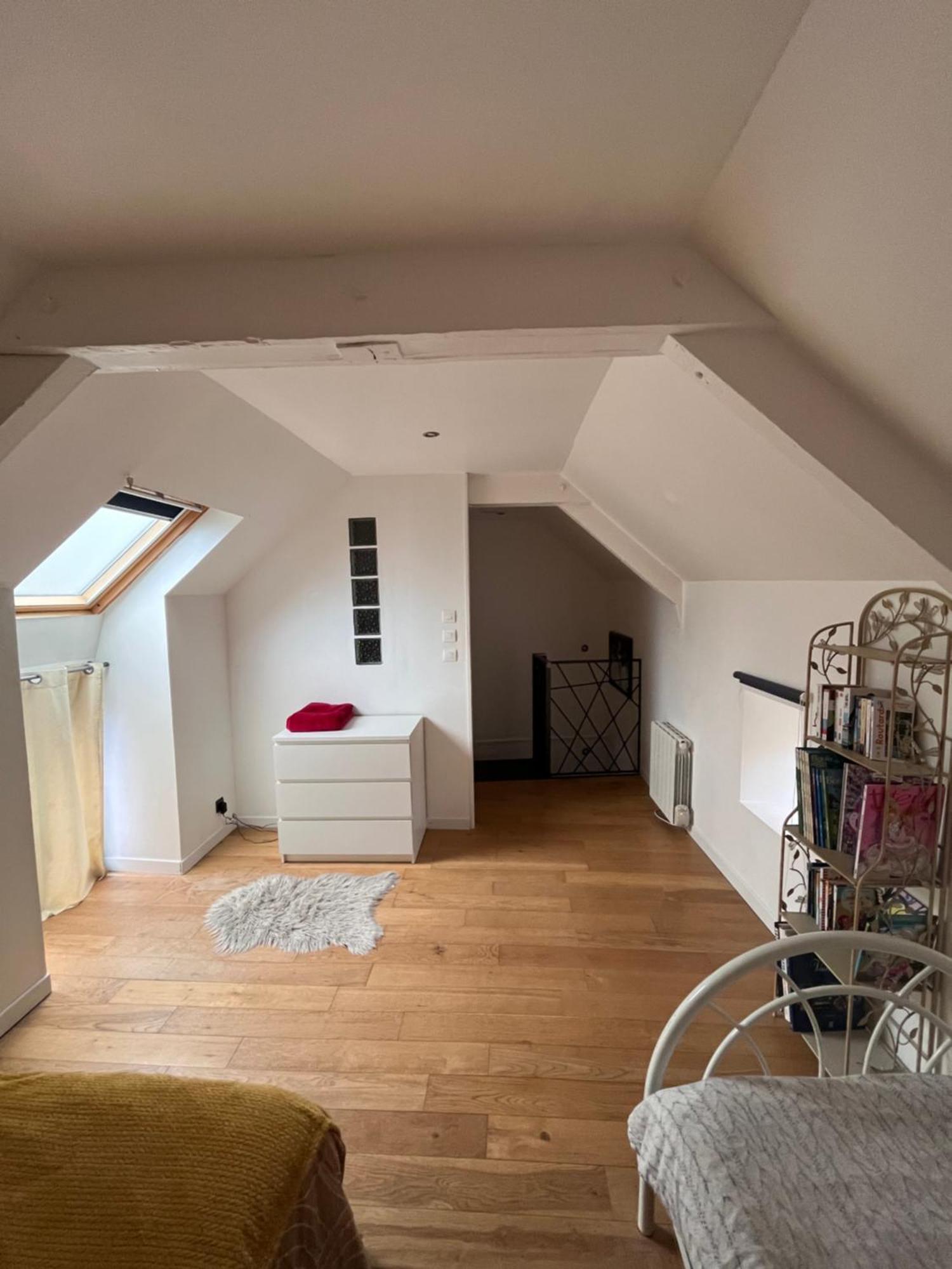 Gite Maisonnette- Et A Cote Coule Une Riviere Josselin Buitenkant foto